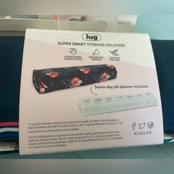 🌈 💙 NWT Lug Choo Choo Pill Organizer in Rainbow Navy 🌈💙 - Picture 5 of 8